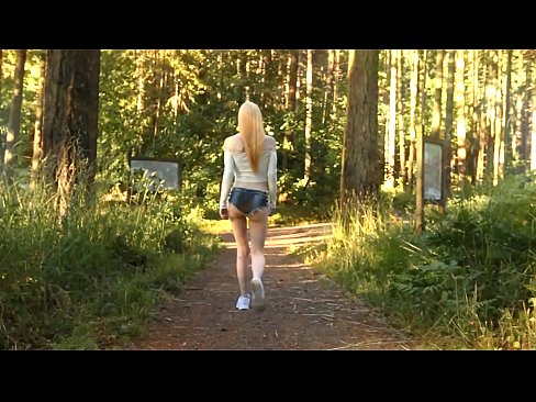 ❤️ Kaunis nainen liikkuu hitaasti, ei alaston video ☑ Pornovideo at us ❌️